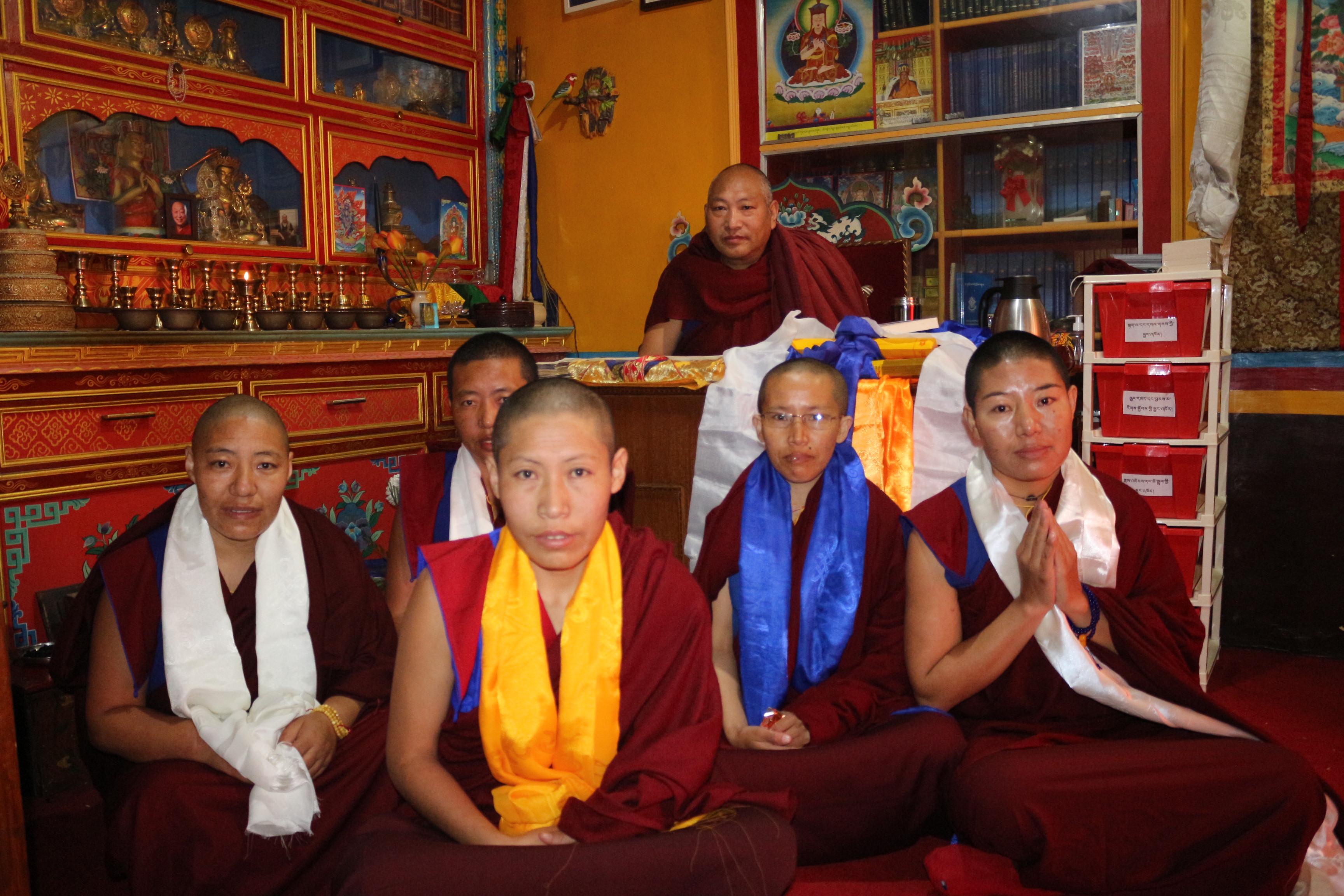 ༧གདན་ས་ཆེན་མོ་༧དཔལ་གཤེན་བསྟན་སྨན་རིའི་བཙུན་དགོན་རདྞ་སྨན་གླིང་གི་སྐབས་དང ...