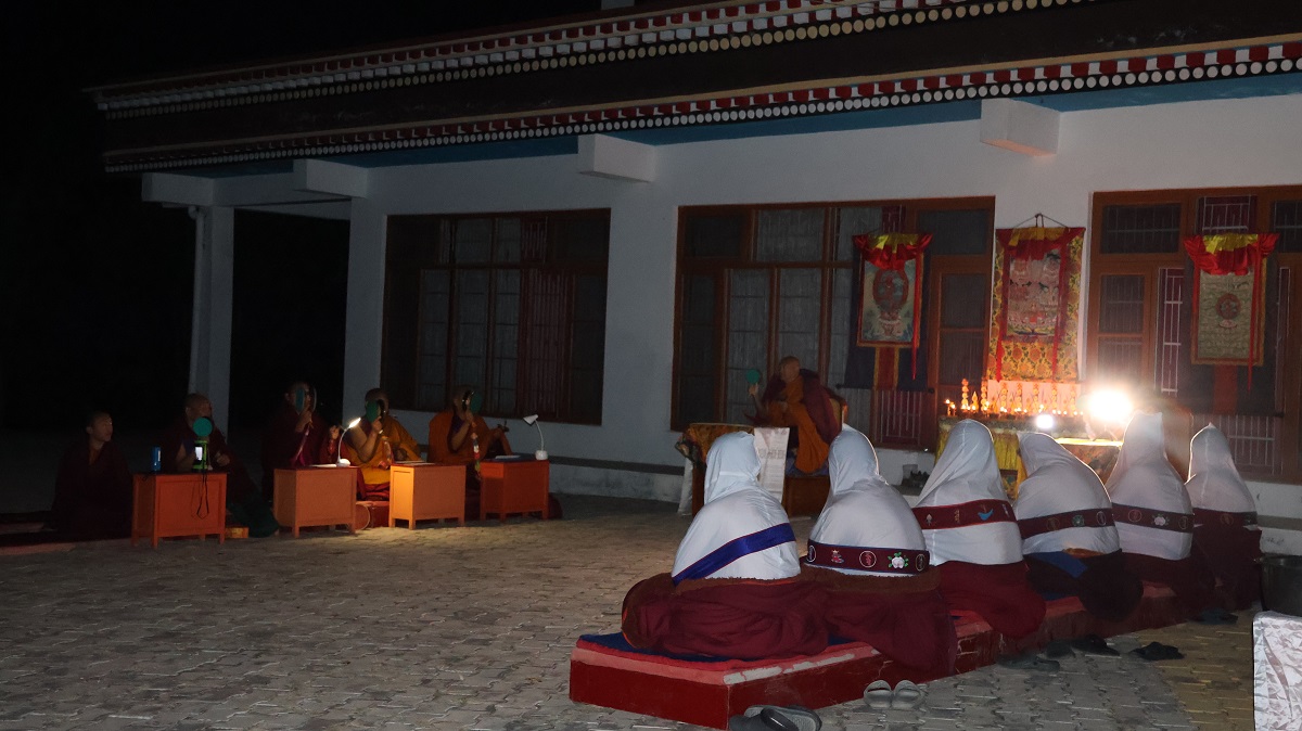 ༧དཔལ་གཤེན་བསྟན་སྨན་རིའི་གླིང་དུ་སྐབས་ལྔ་པའི་སྒྲུབ་གྲྭ་བ་རྣམས་ནས་རྩ་རླུང་ཞག་བརྒྱའི་སྒྲུབ་པ་ལེགས་པར་གྲུབ་པ།