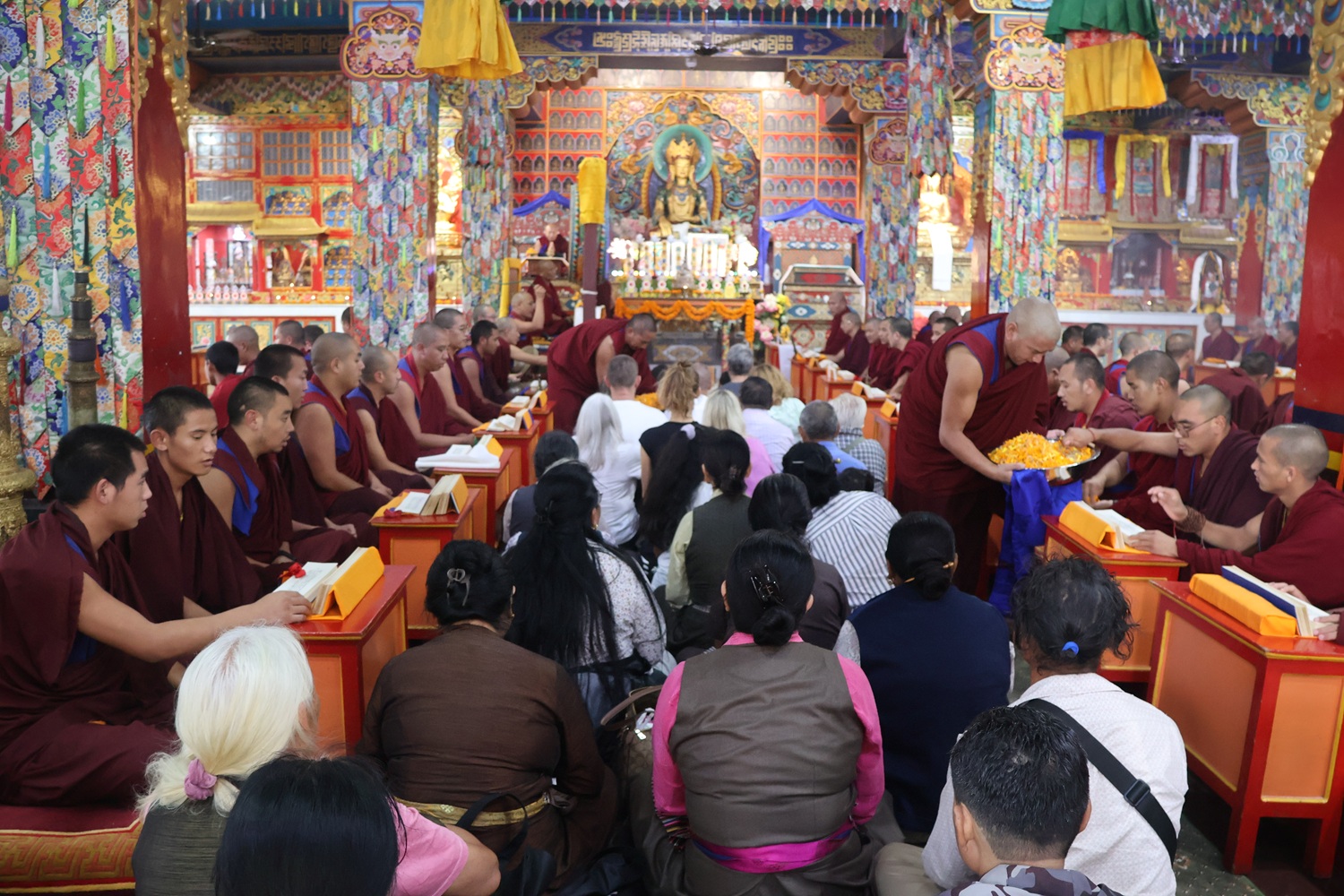 ༸གདན་ས་སྨན་རིའི་གླིང་གི་བོད་མེ་རྟ་ ༢༠༢༦ ལོའི་མ་མཆོག་སྲིད་པ་རྒྱལ་མོའི་འབུམ་ཚོགས་རྒྱས་འབུལ་ཡོངས་སུ་མཇུག་གྲུབ་པ།